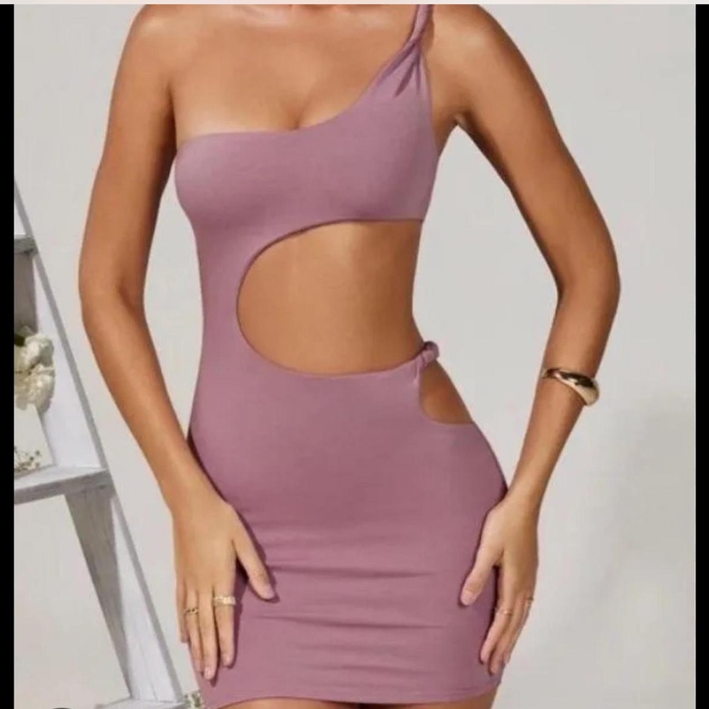 Oh Polly One-Shoulder Mauve Dress with Cutouts